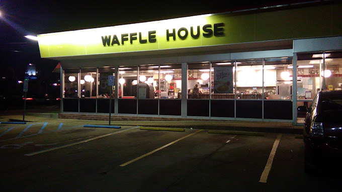 Waffle House outside view