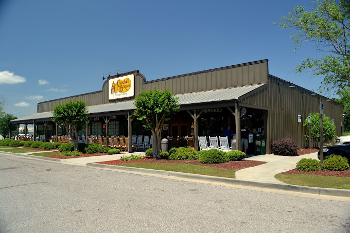 Cracker Barrel Old Country Store outside view