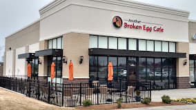 Another Broken Egg Cafe outside view
