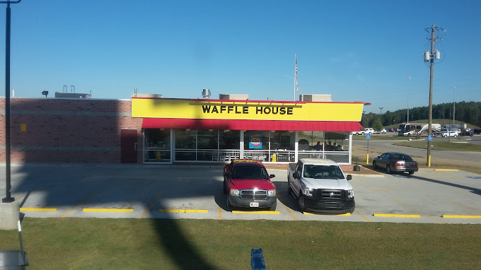 Waffle House outside view