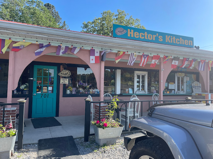 Hector's Kitchen outside view